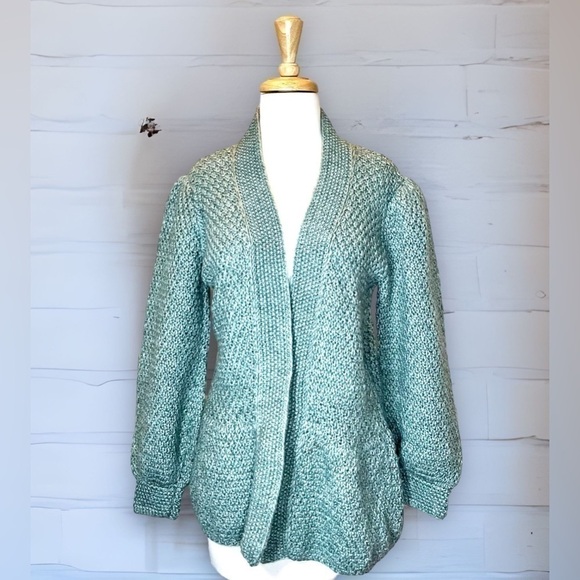 HANDMADE Mint Green Chunky Cozy Cardigan - Picture 1 of 10